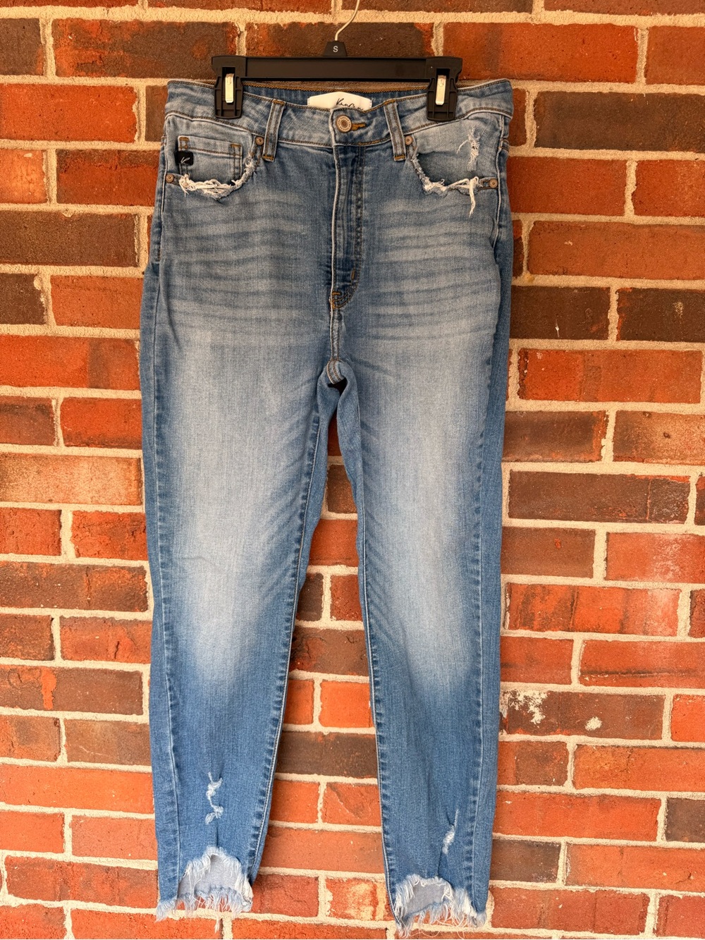 KanCan Light Blue Distressed Ankle Crop Jeans